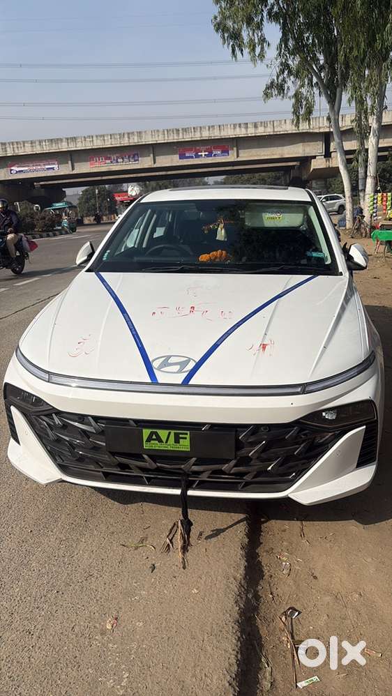 Hyundai Verna Petrol 2025