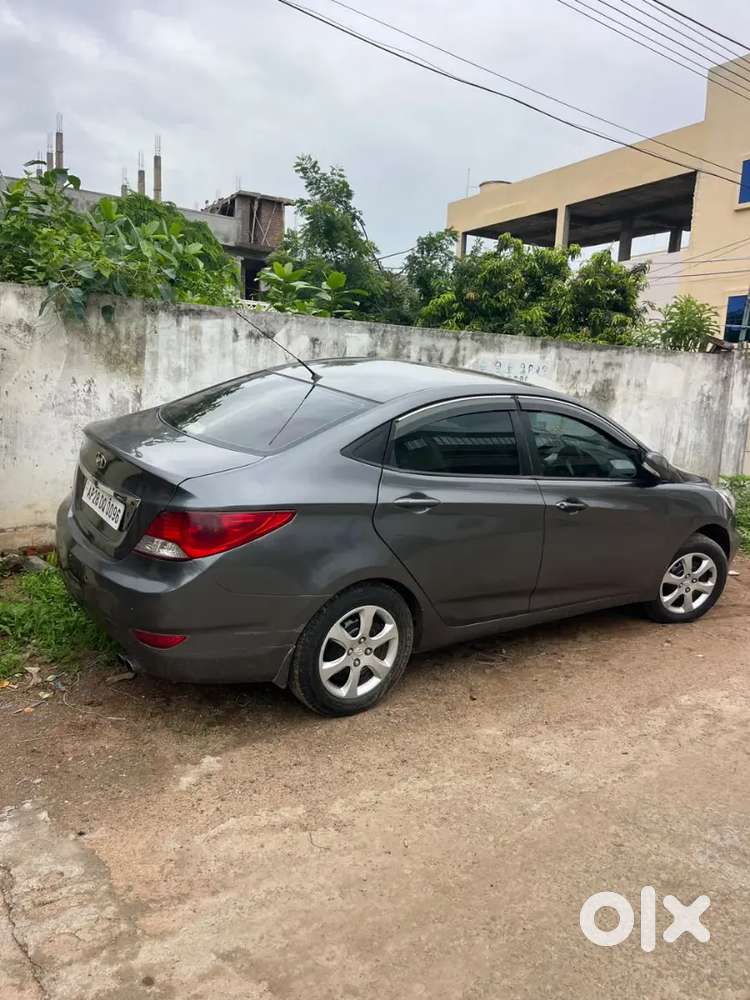 Hyundai Verna 1.6 Crdi 2012 Manual Diesel