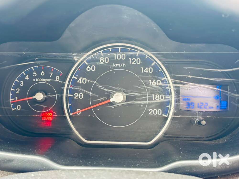 Hyundai I10 Sportz, 2016, Petrol