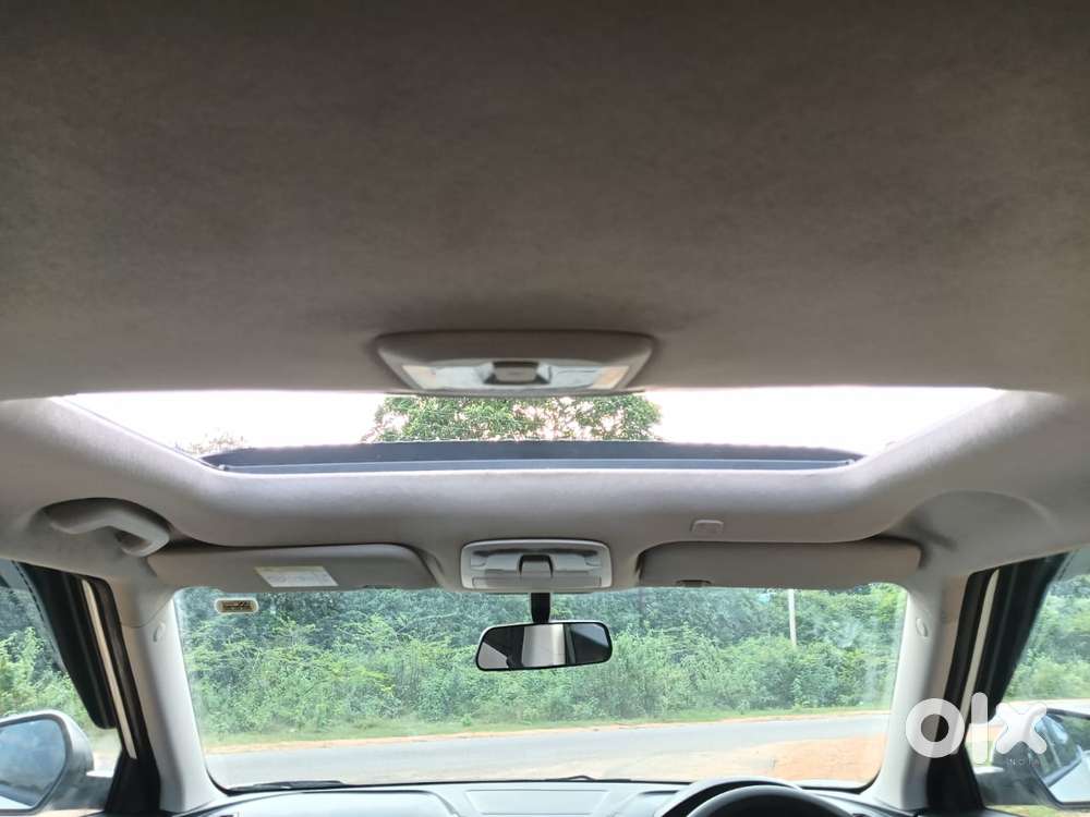 Mahindra Xuv300 W6, 2022, Petrol