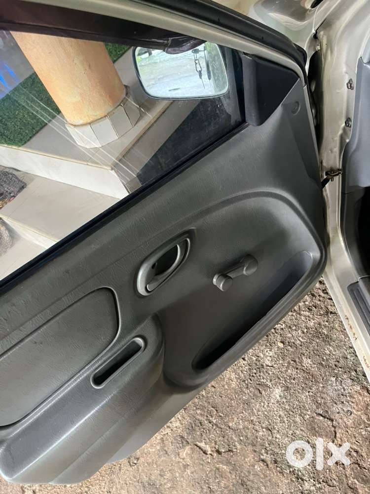 Maruti Suzuki Alto 2005 Petrol