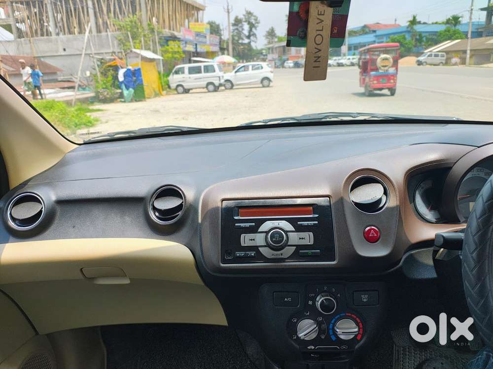 Honda Brio Petrol Manual 2014