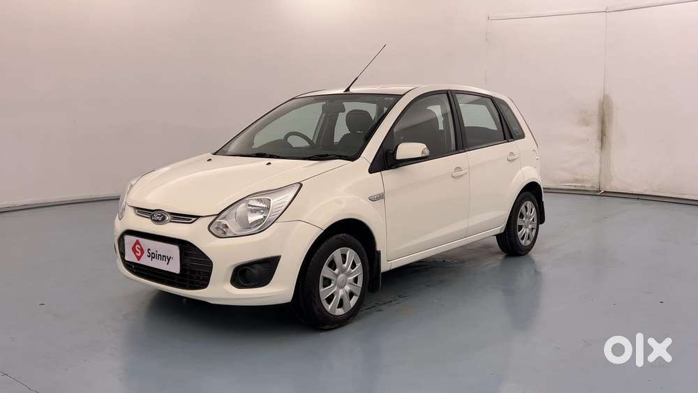 Ford Figo Petrol Zxi, 2015, Petrol
