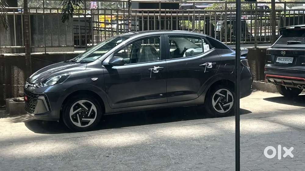 Hyundai Aura 2026 Cng & Hybrids 2300 Km Driven