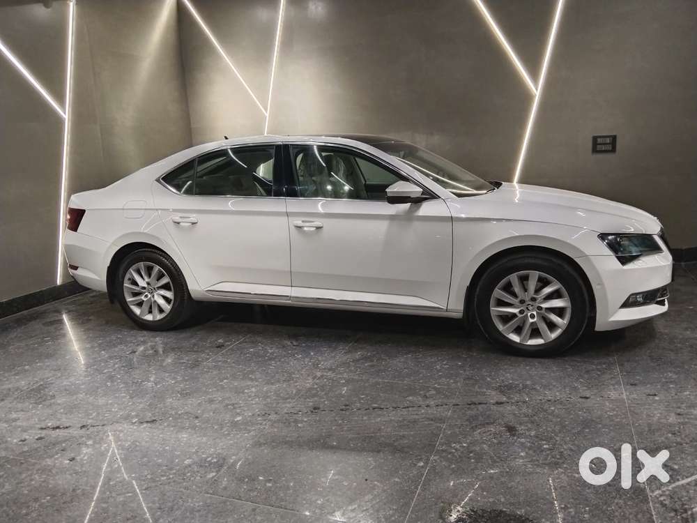 Skoda Superb Lk 1.8 Tsi At, 2019, Petrol