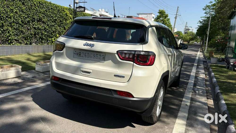 Jeep Compass 2.0 Longitude Option, 2017, Diesel