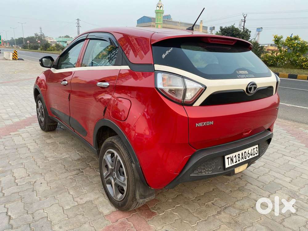 Tata Nexon 1.5 Revotorq Xm (s), 2018, Diesel