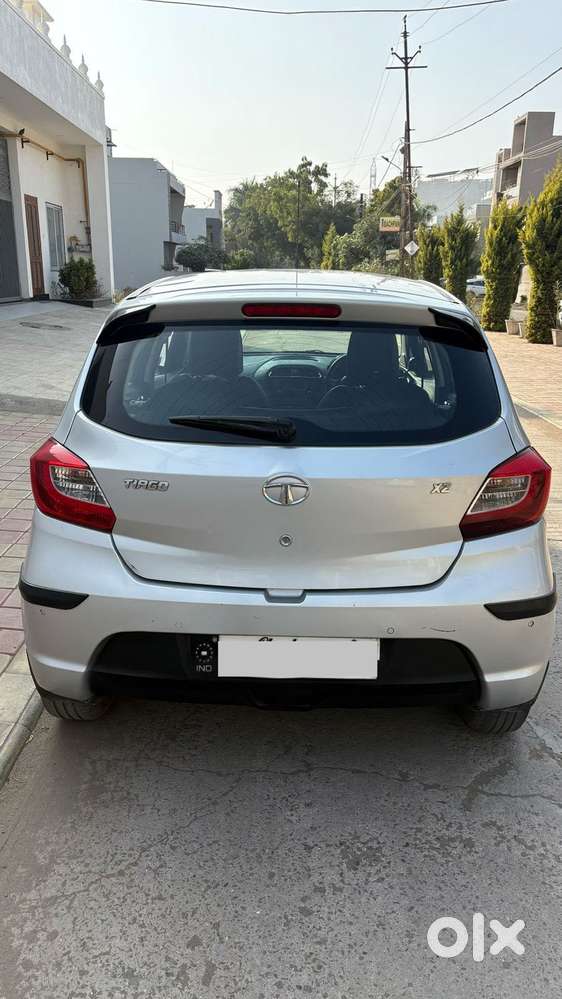 Tata Tiago 1.2 Revotron Xz Wo Alloy, 2018, Petrol