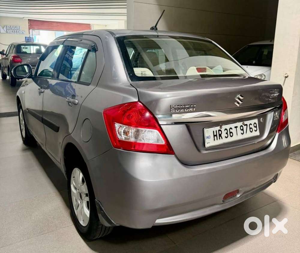 Maruti Suzuki Swift Dzire 1.2 Zxi Bsiv, 2013, Petrol