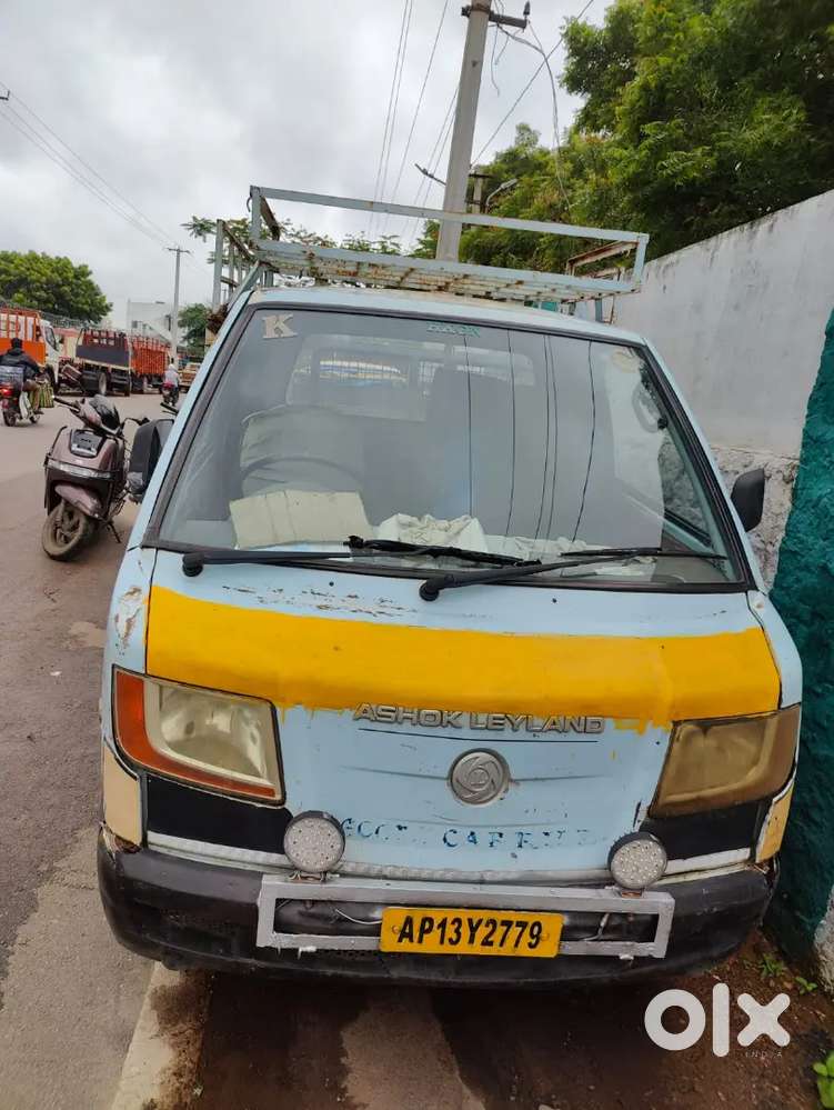 Ashok Leyland Stile 2012