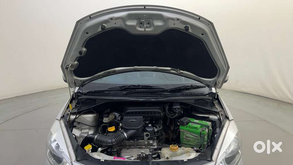 Tata Tiago 1.2 Revotron Xt, 2016, Petrol