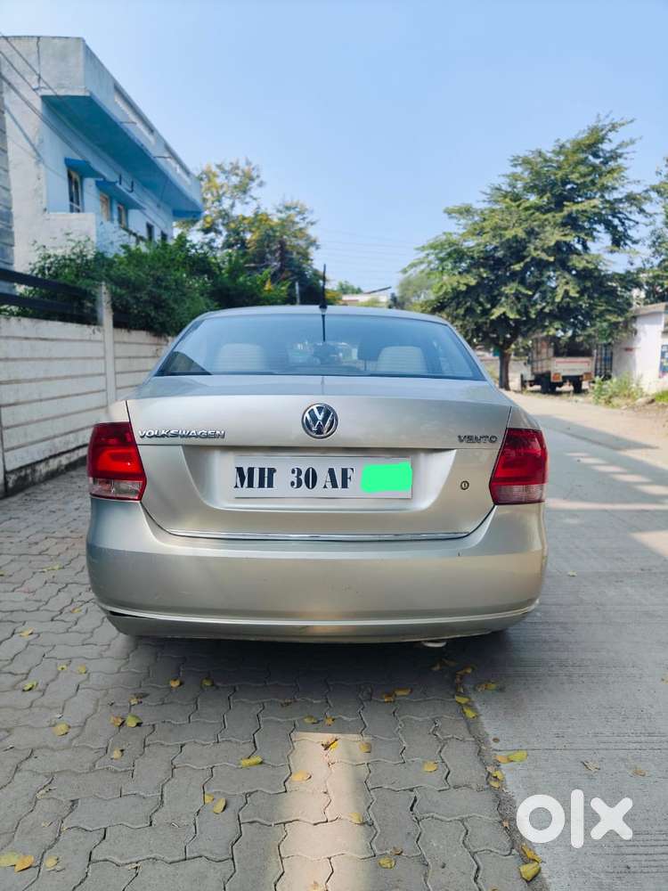 Volkswagen Vento 2010-2013 Petrol Highline, 2013, Petrol