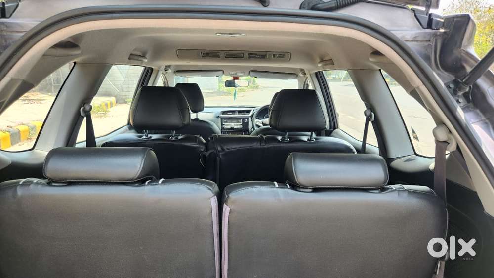 Honda Br-v Style Edition V Cvt, 2017, Petrol
