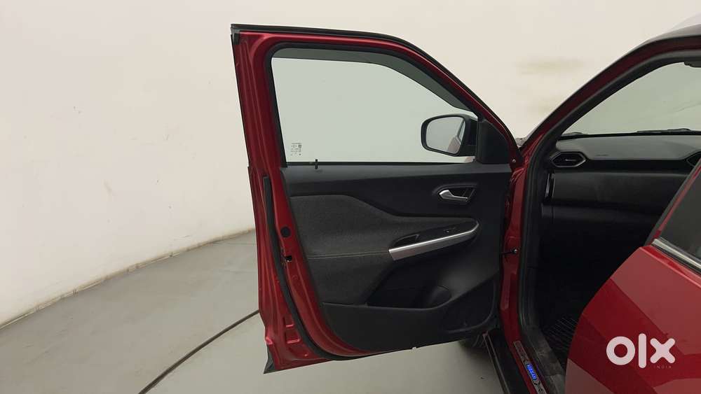 Nissan Magnite 1.0 Xv Premium Turbo Cvt (o) Dual Tone, 2022, Petrol