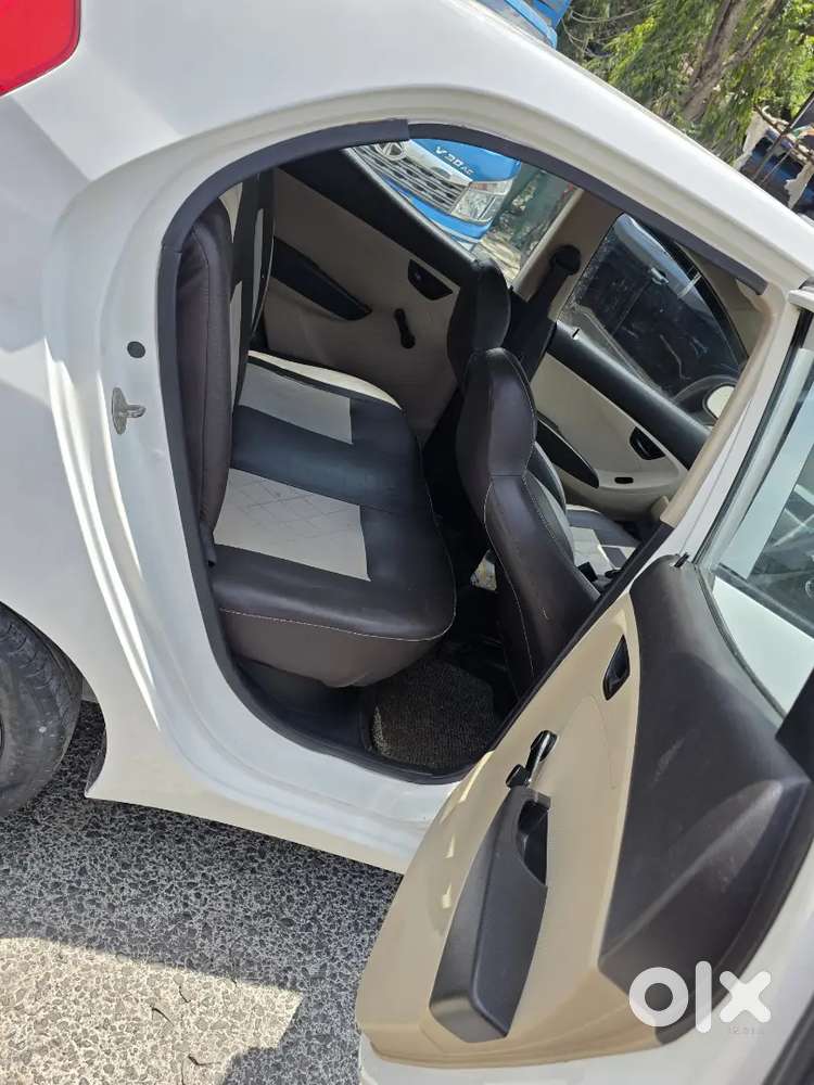 Hyundai Eon Magna 2014