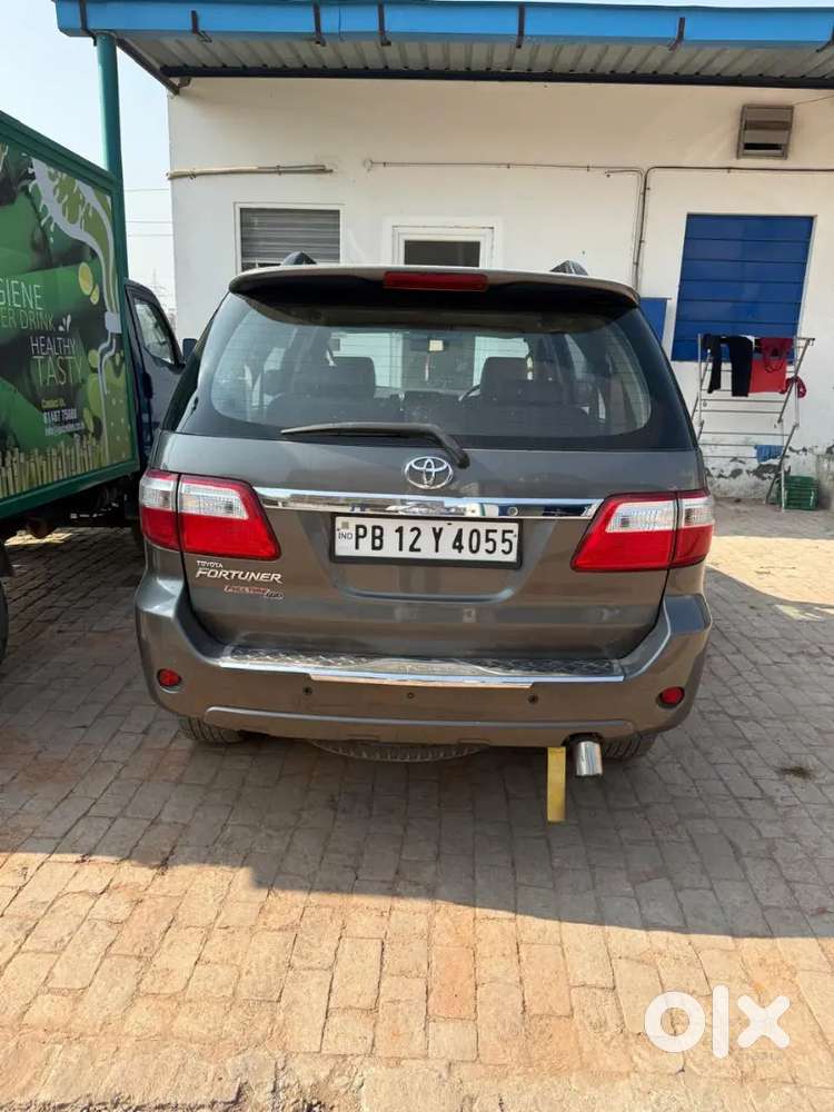 Toyota Fortuner 2011 Diesel 4x4