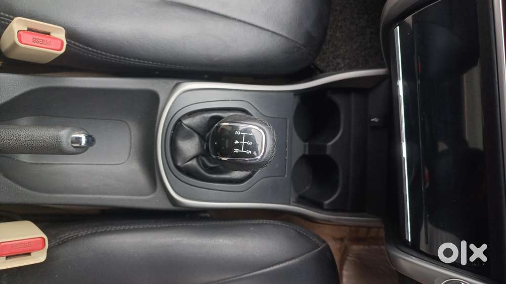 Honda City I-vtec V, 2018, Petrol