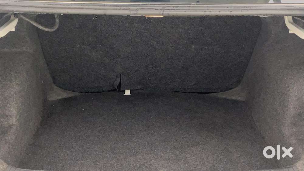 Volkswagen Ameo 1.2 Mpi Highline 16 Alloy, 2017, Petrol