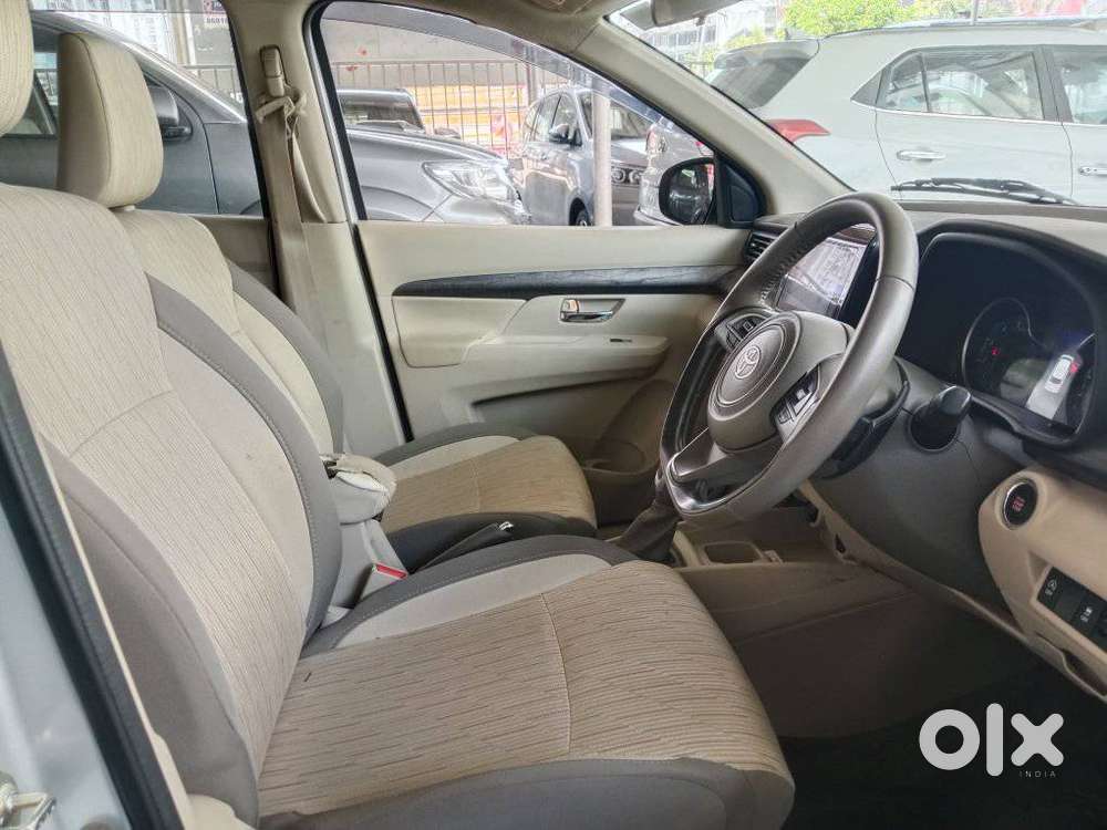 Toyota Rumion V At, 2025, Petrol