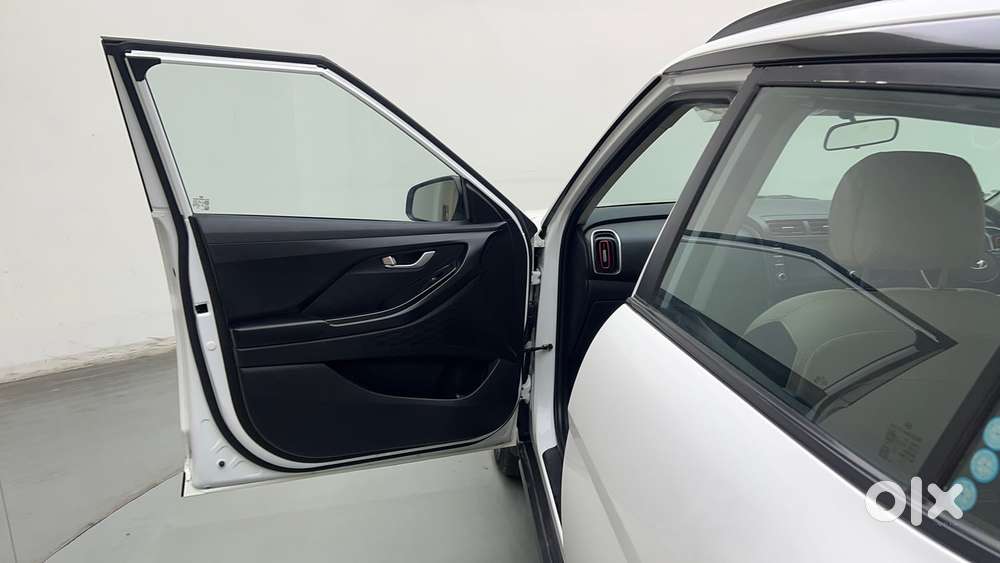 Hyundai Creta 1.5 S Plus Knight Petrol, 2023, Petrol