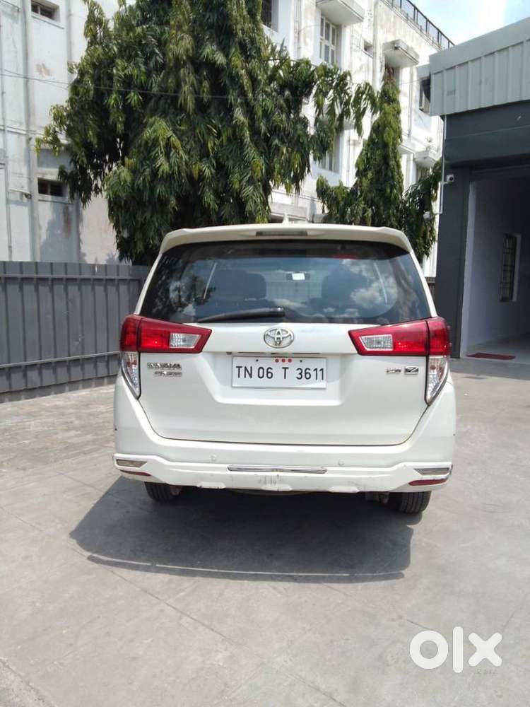 Toyota Innova Crysta 2.8z Automatic, 2017, Diesel