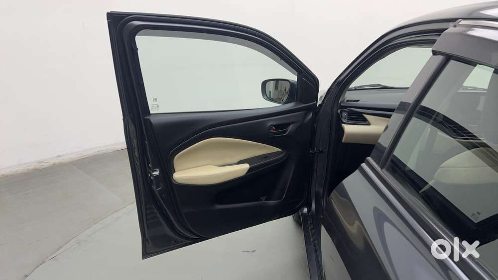 Toyota Glanza 1.2 E, 2024, Petrol