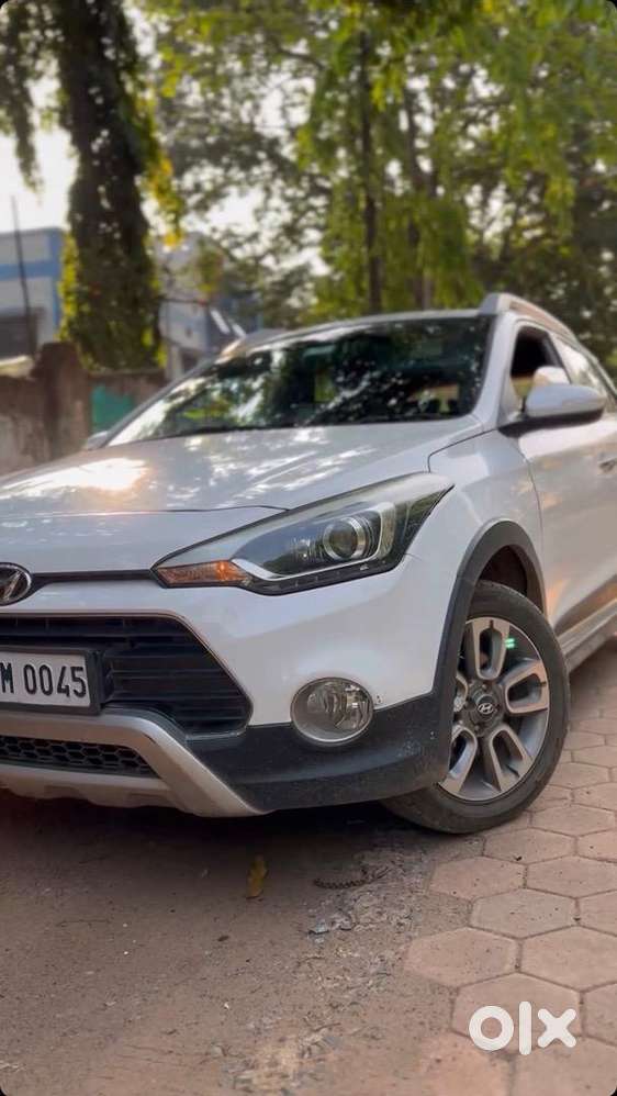 Hyundai I20 Active 2018 Petrol Well Maintained