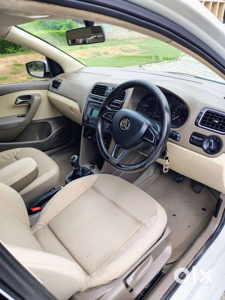 Skoda Rapid 1.6 Tdi Ambition Plus, 2014, Diesel