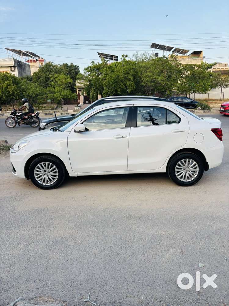 Maruti Suzuki Dzire 1.2 Zxi, 2023, Petrol