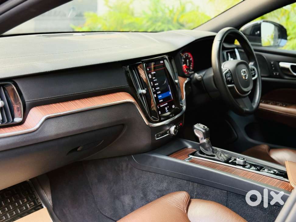 Volvo S60 T4 Inscription, 2021, Petrol
