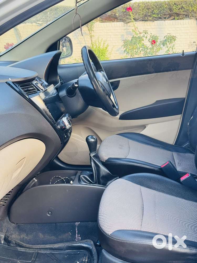 Hyundai Eon 0.8 Magna Plus Se, 2016, Petrol