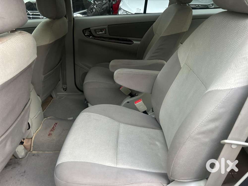 Toyota Innova 2.5 Vx 7 Str, 2012, Diesel