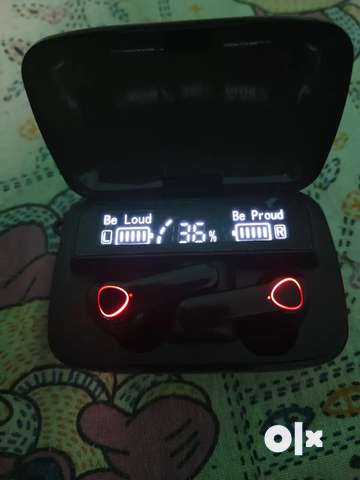 WIRELESS EARBUDS IN 300 RUPEES Accessories 1750794373