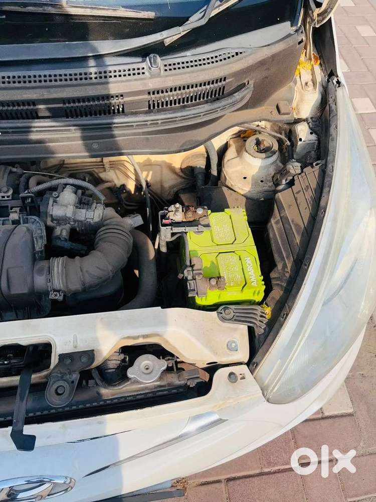 Hyundai Petrol Manual 2011