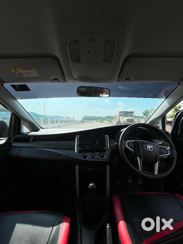 Toyota Innova Crysta 2.4 Gx Mt, 2023, Diesel
