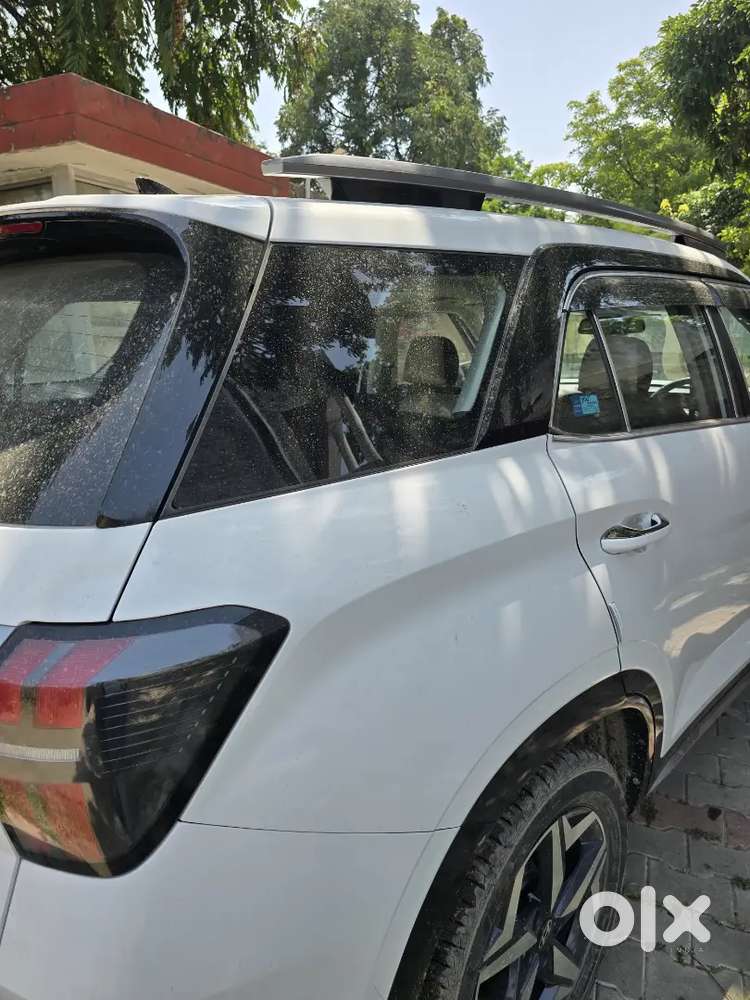 Hyundai Alcazar 2025 Petrol Well Maintained