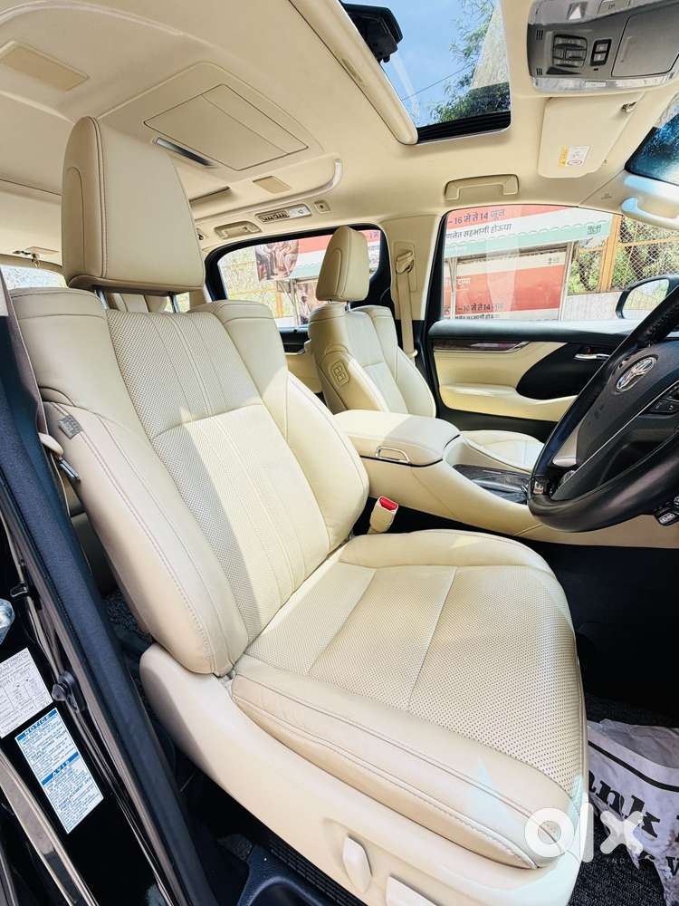 Toyota Vellfire Vip – Executive Lounge, 2023, Cng & Hybrids
