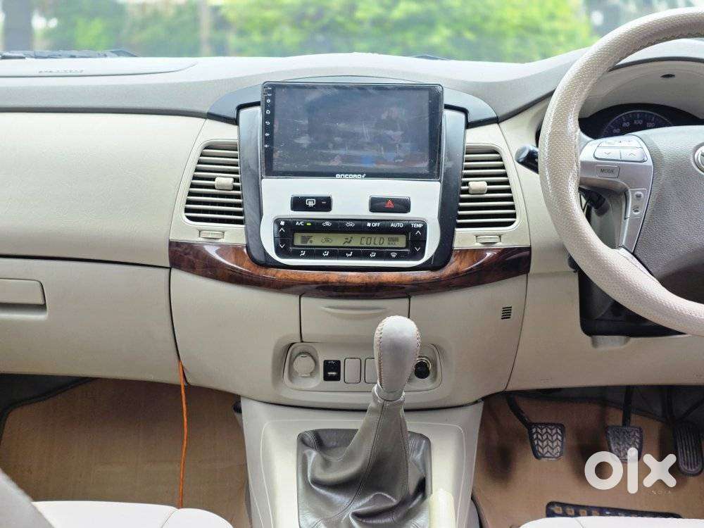 Toyota Innova 2.5 Vx 8 Str, 2014, Diesel