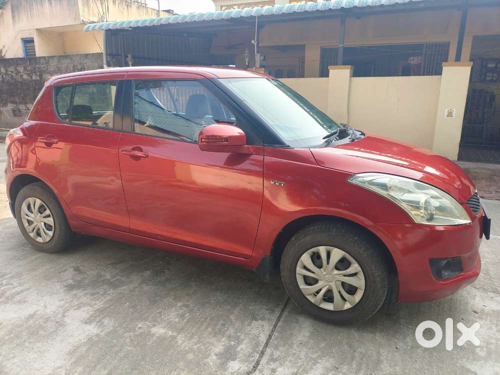 Maruti Suzuki Swift Vxi + Manual, 2012, Petrol