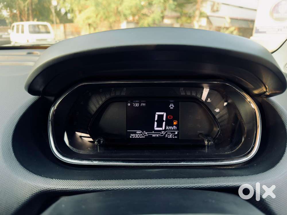 Tata Tiago 1.2 Revotron Xt (o), 2023, Petrol