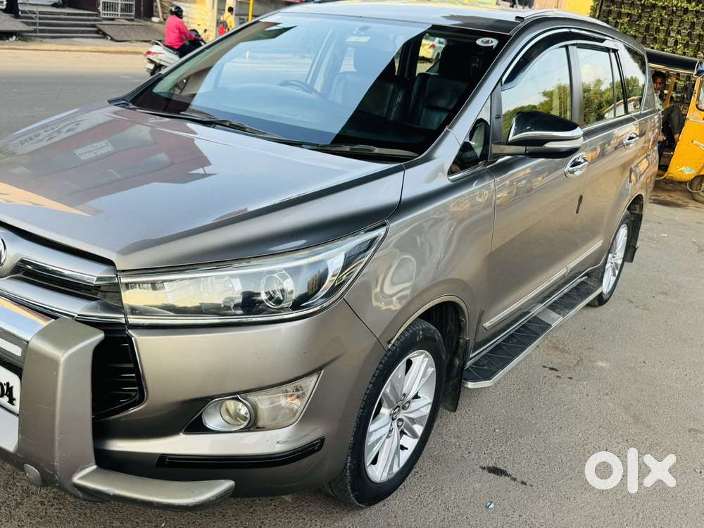 Toyota Innova Crysta Zx 2.4 Diesel 7 Seater, 2016, Diesel