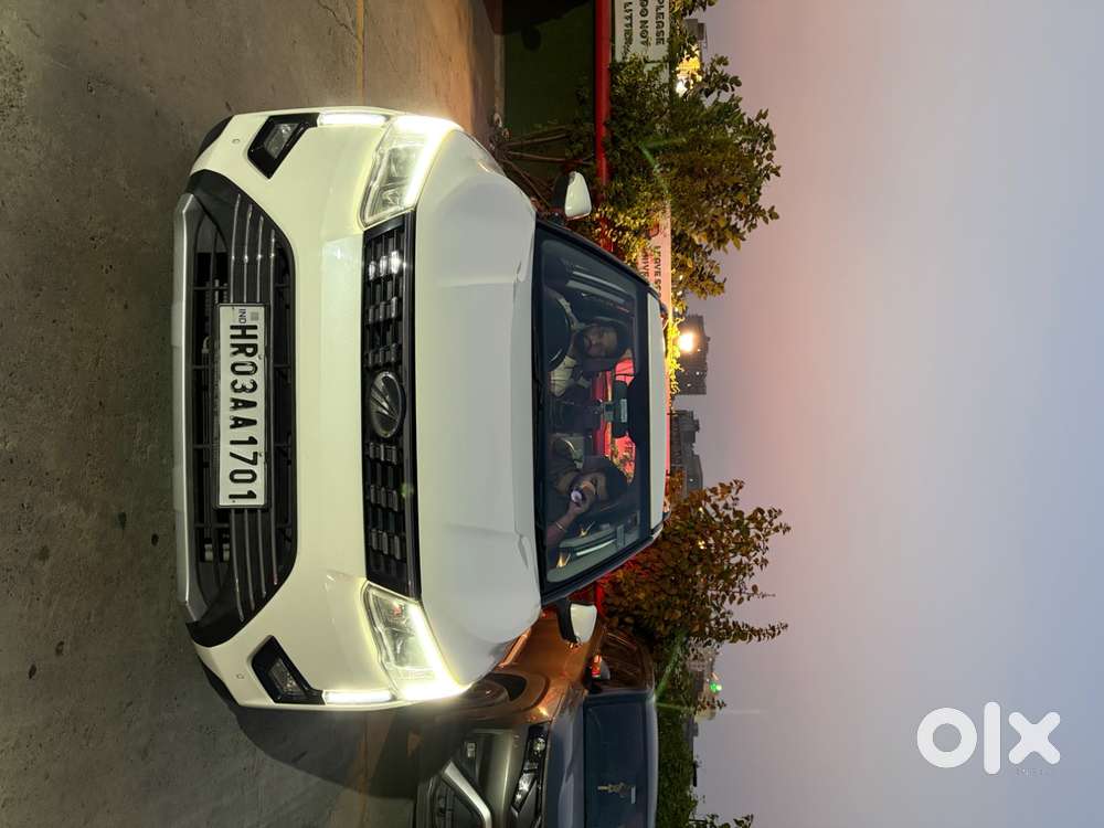Mahindra Xuv300 2021 Diesel Well Maintained