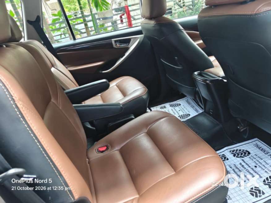 Toyota Innova Crysta [ ] 2.4 Gx At 7 Str, 2020, Diesel