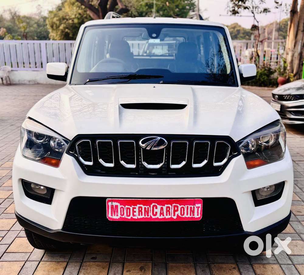 Mahindra Scorpio S10, 2016, Diesel