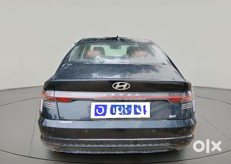 Hyundai New Verna 2024 Petrol 18500 Km Driven