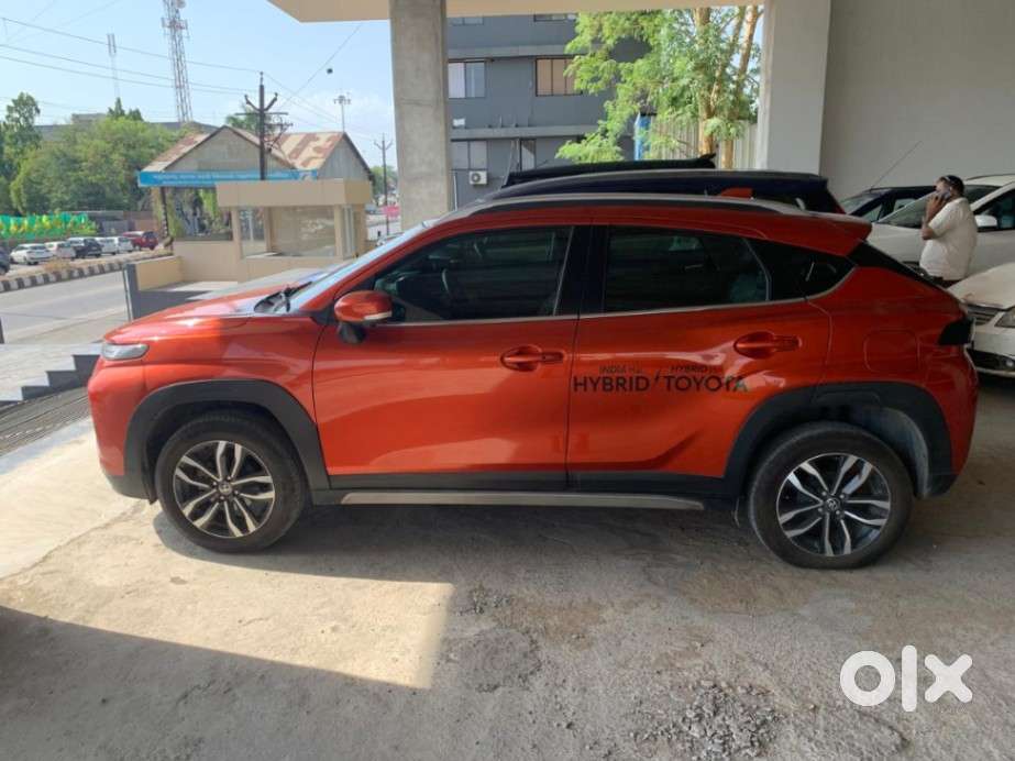 Toyota Urban Cruiser Taisor V 1.0 Petrol At, 2024, Petrol