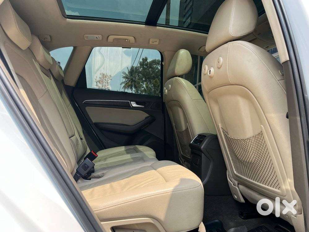 Audi Q5 30 Tdi Premium With Sunroof, 2016, Diesel
