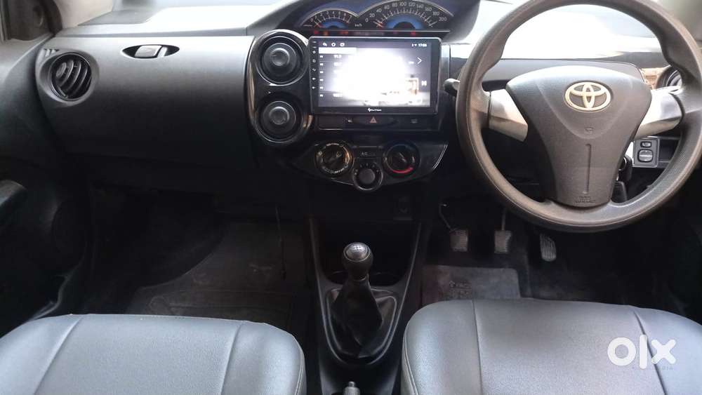 Toyota Etios Cross 1.5l V, 2015, Petrol