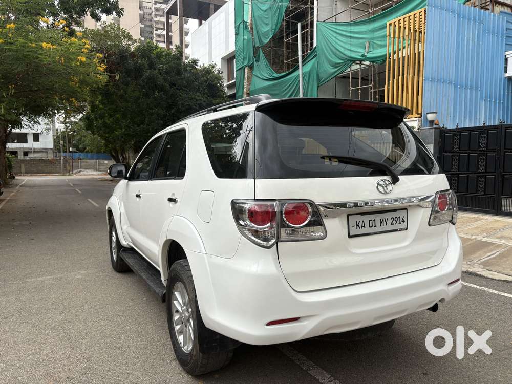Toyota Fortuner 4x2 Manual, 2014, Diesel