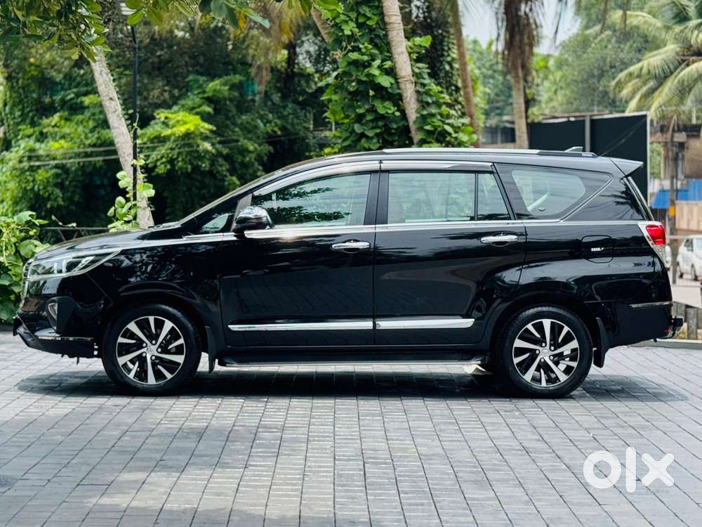 Toyota Innova Crysta [2020-ongoing] 2.4 Zx At 7 Str, 2022, Diesel